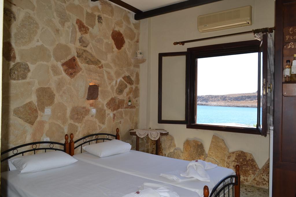 Athena Rooms Káto Zákros Extérieur photo